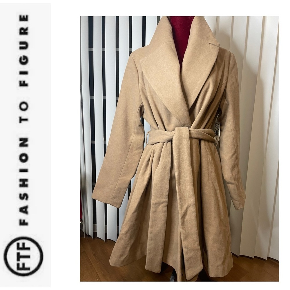 NWT Fashion To Figure A-Line Fit & Flare Trench Coat. Size 0=10 to 12. Tan.